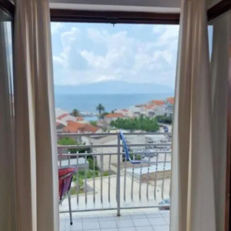 Apartment Palma Gradac (Split-Dalmatia)