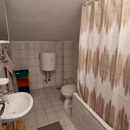 Apartment Palma Gradac (Split-Dalmatia)